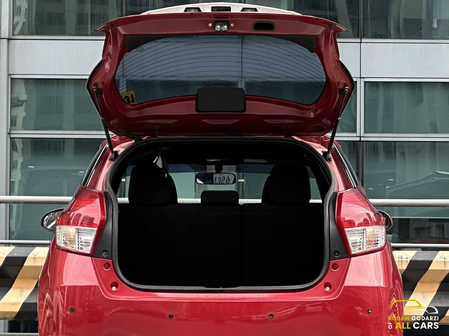 2015 Toyota Yaris 1.3 E, Automatic, Gas