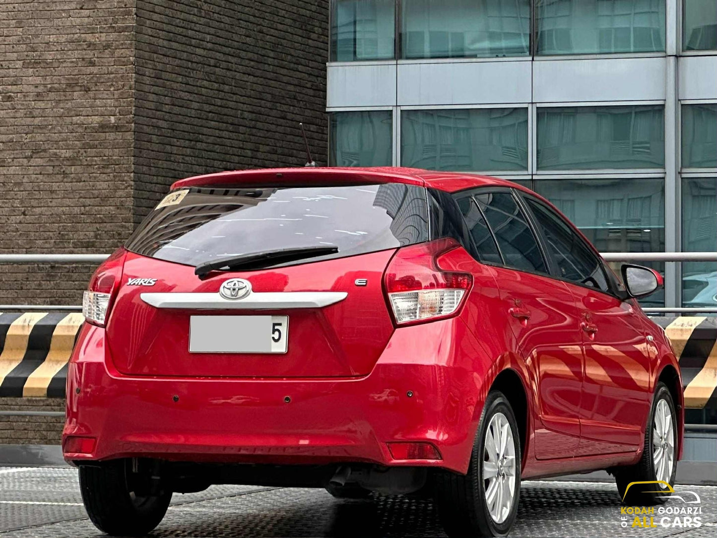 2015 Toyota Yaris 1.3 E, Automatic, Gas