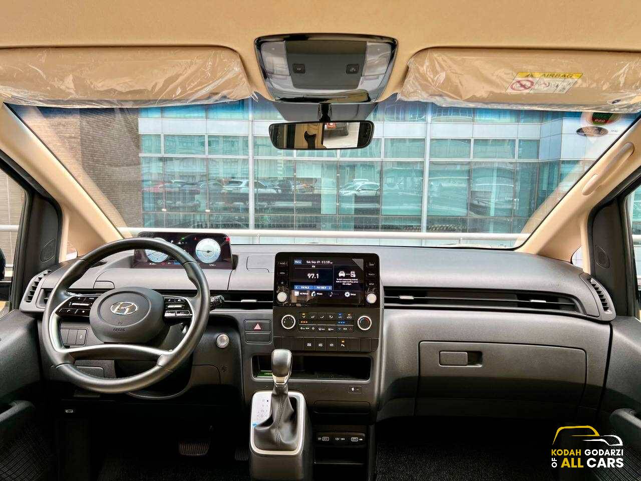 2023 Hyundai Staria 2.2 GLS, Automatic, Diesel
