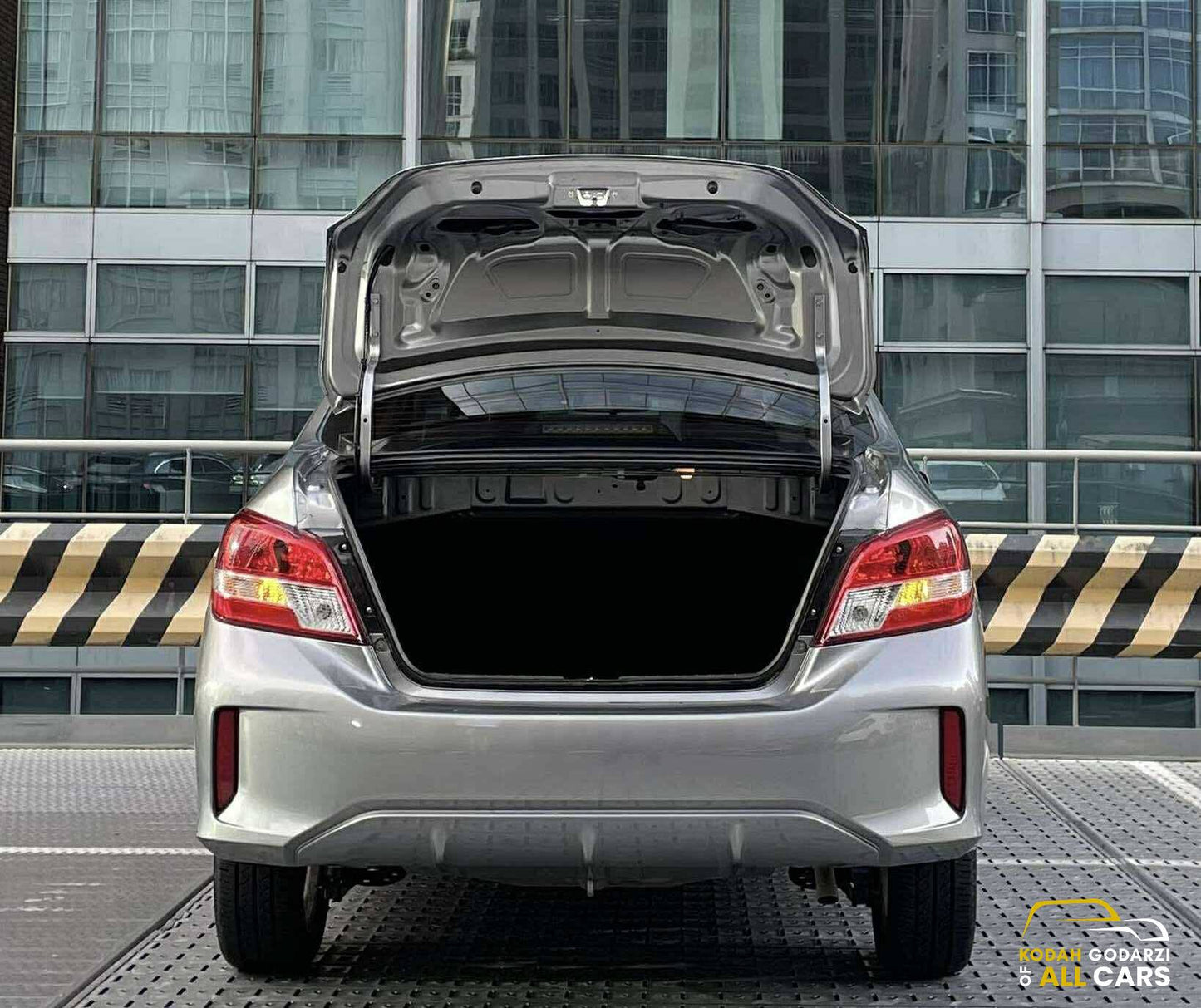 2025 Mitsubishi Mirage G4 GLX, Automatic, Gas
