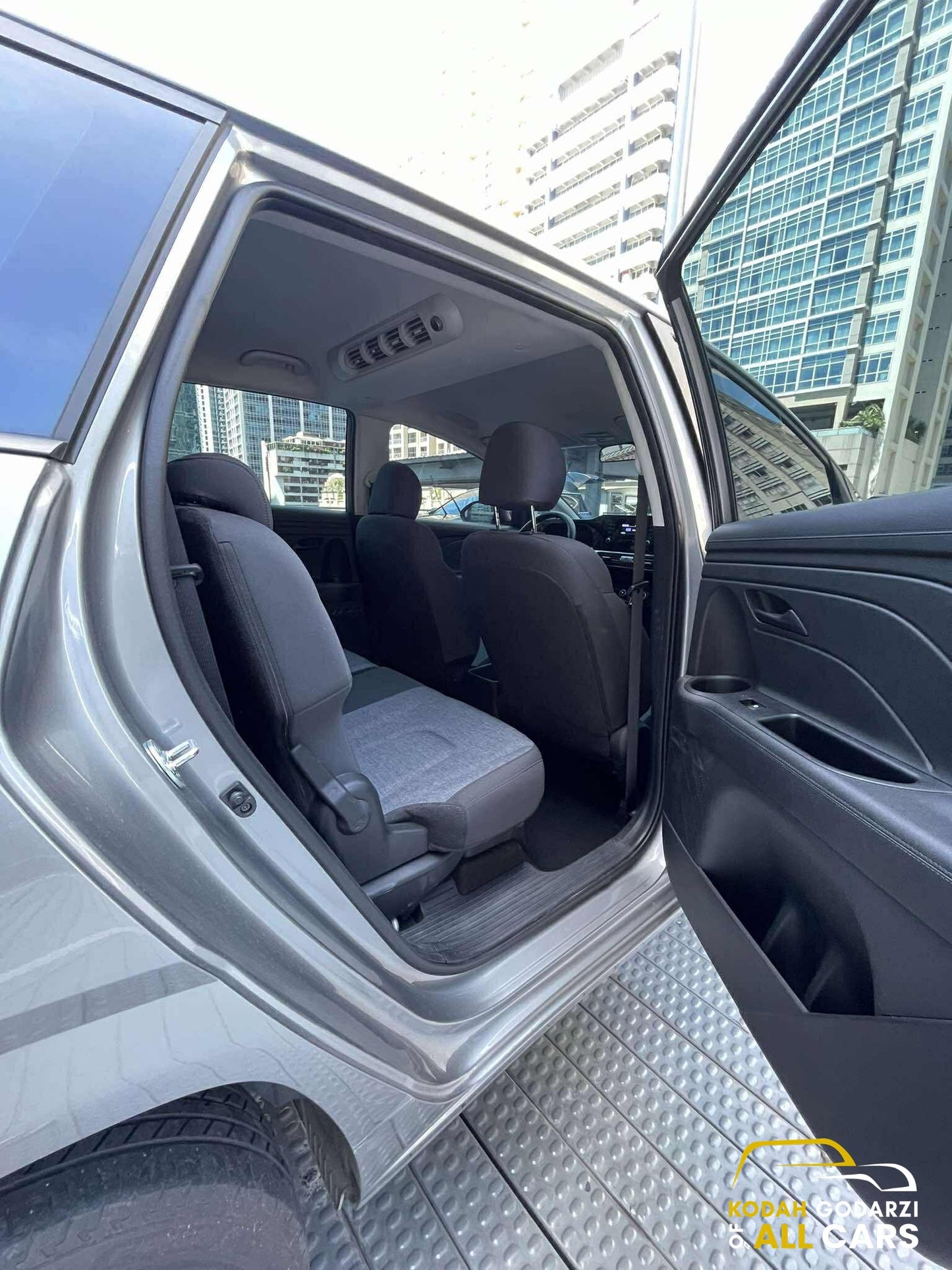 2025 Hyundai Stargazer GL, Automatic, Gas