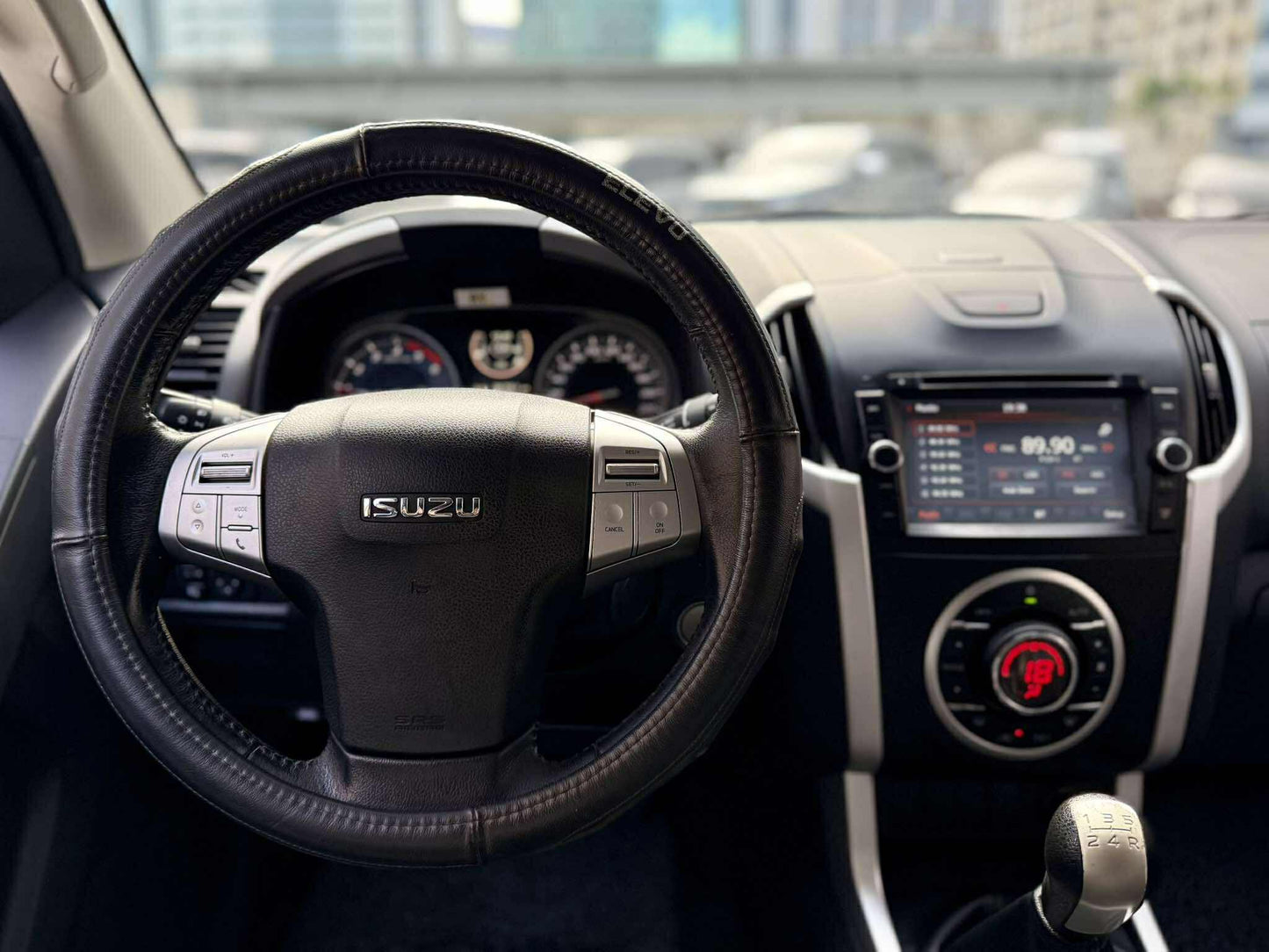 2018 Isuzu MUX LSA 4x2 2.5, Manual, Diesel