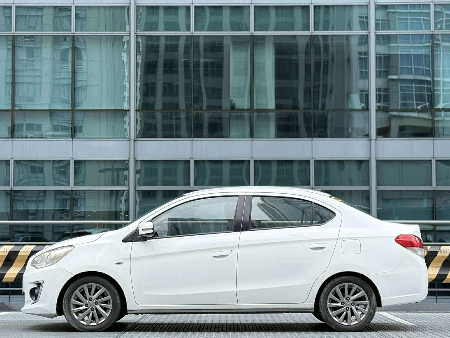 2015 Mitsubishi Mirage GLS 1.2, Automatic, Gas
