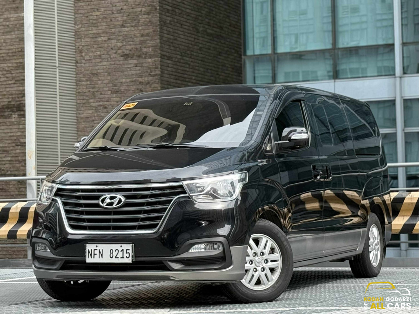 2020 Hyundai Grand Starex 2.5 Gold, Automatic, Diesel