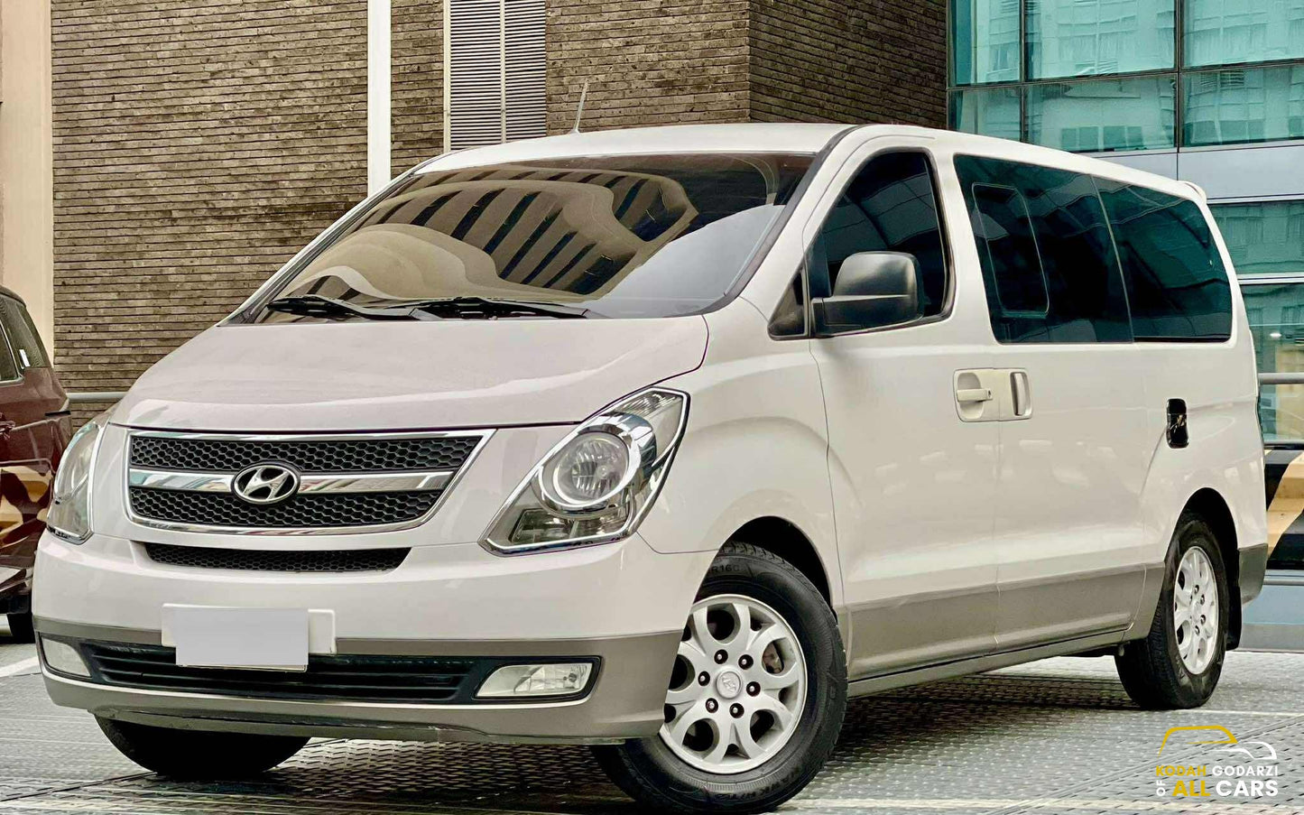 2015 Hyundai Grand Starex 2.5 Gold CRDi, Automatic, Diesel