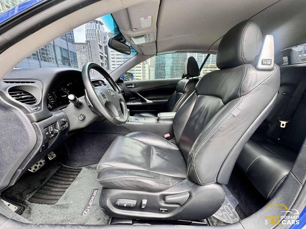 2010 Lexus IS300C Convertible V6 3.0, Automatic, Gas