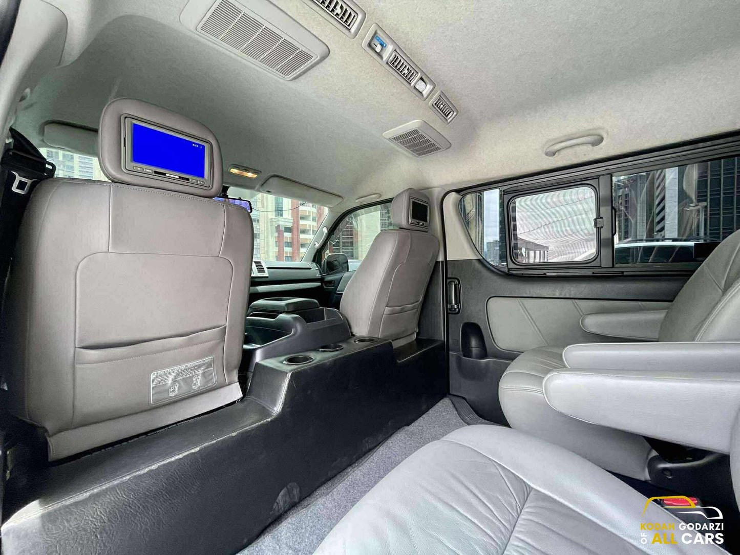 2019 Toyota Hiace Super Grandia Leather 3.0, Automatic, Diesel