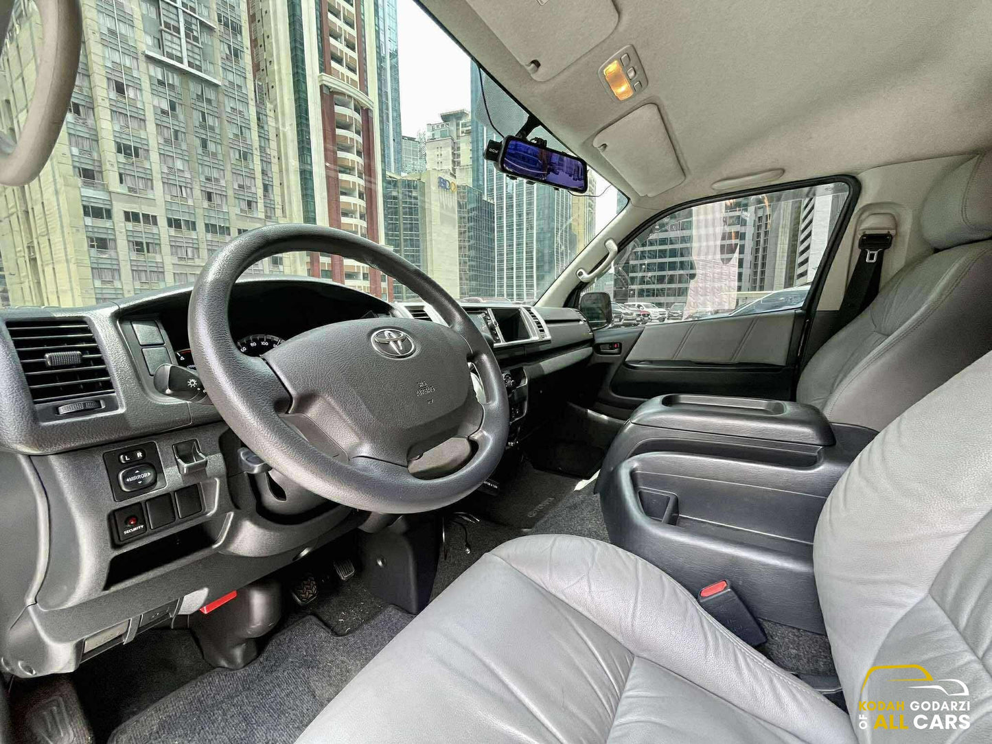 2019 Toyota Hiace Super Grandia Leather 3.0, Automatic, Diesel