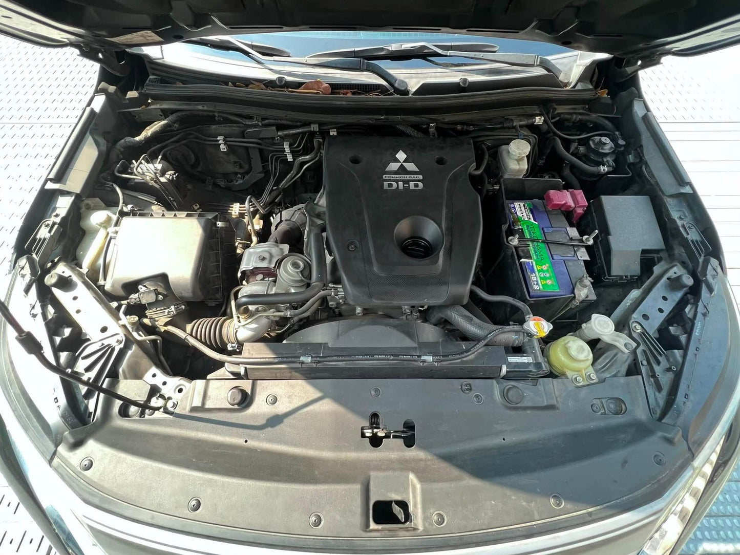 2020 Mitsubishi Montero Sport GLS, Automatic, Diesel