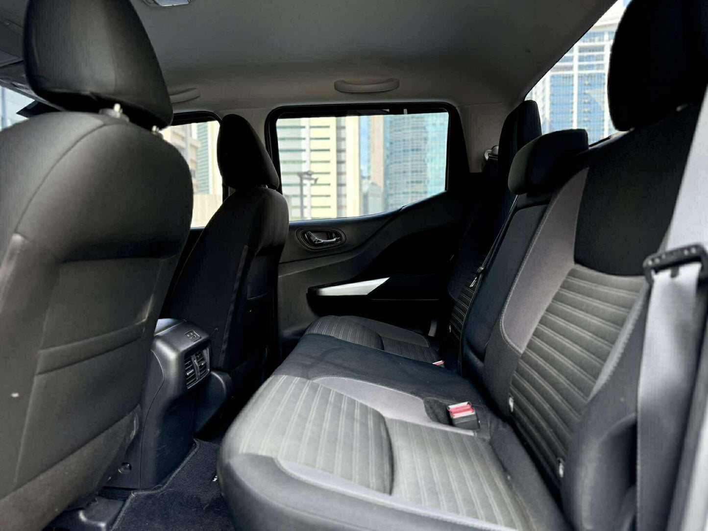 2025 Nissan Navara 2.5 VE Calibre, Automatic, Diesel