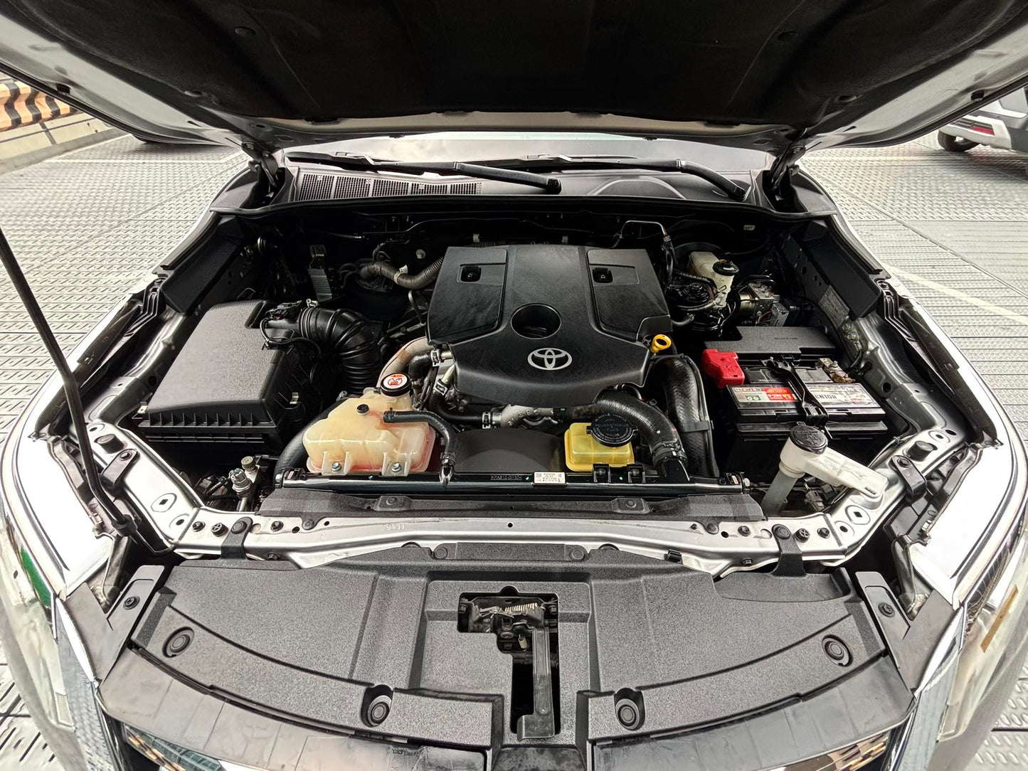 2020 Toyota Fortuner G, Automatic, Diesel