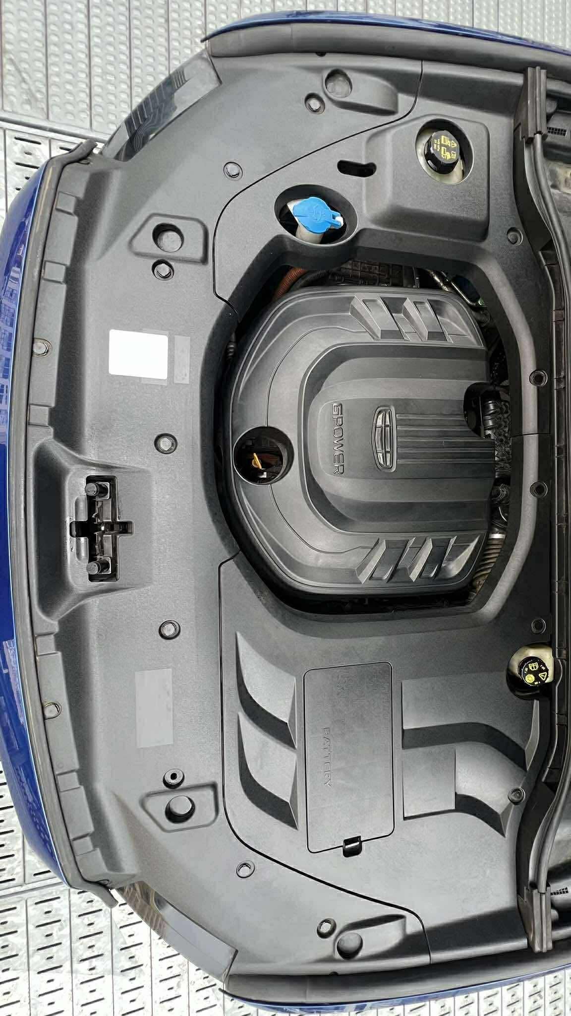 2020 Geely Azkarra Luxury AWD 1.5, Automatic, Gas