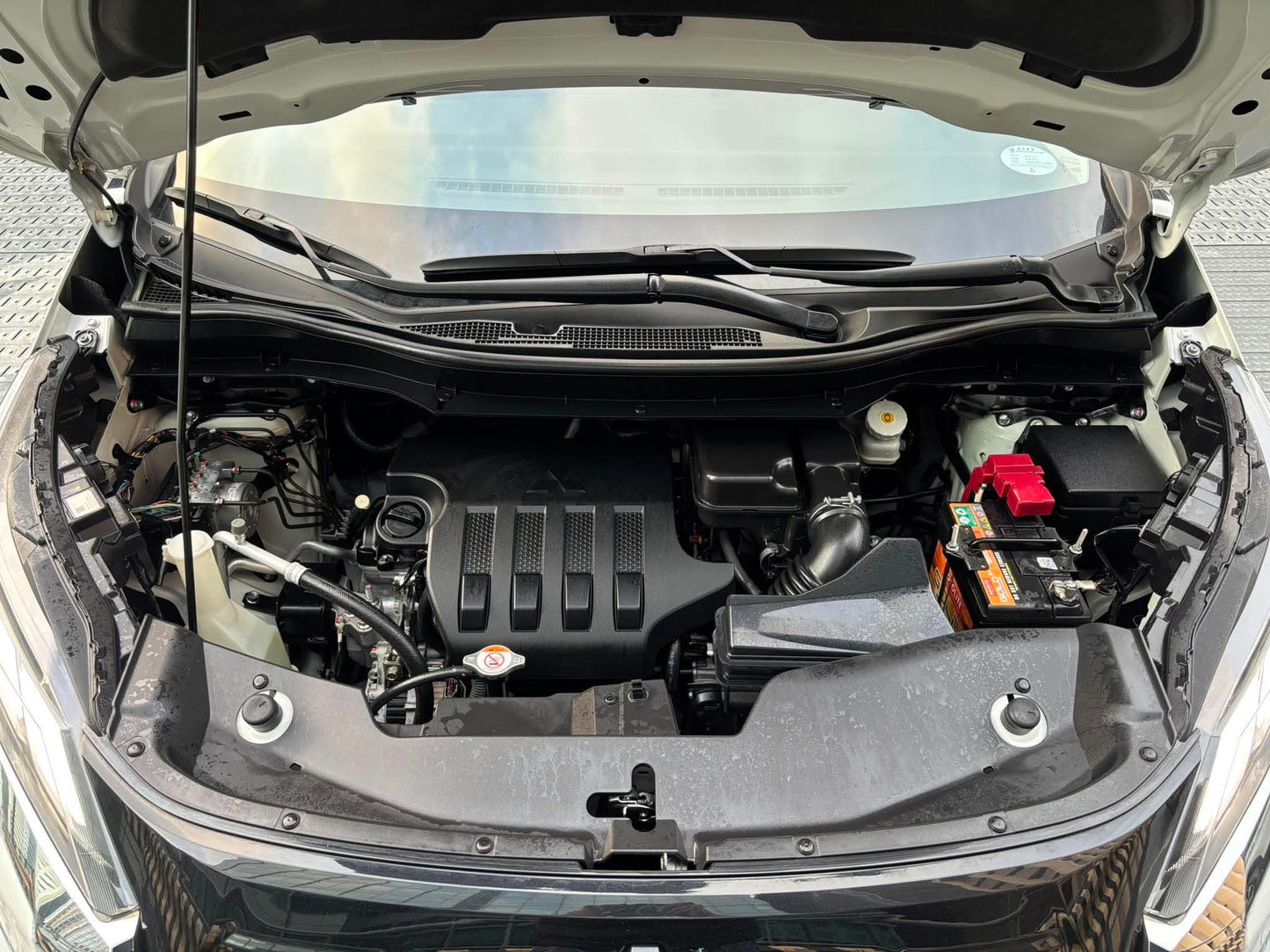 2024 Mitsubishi Xpander Cross 1.5, Automatic, Gas