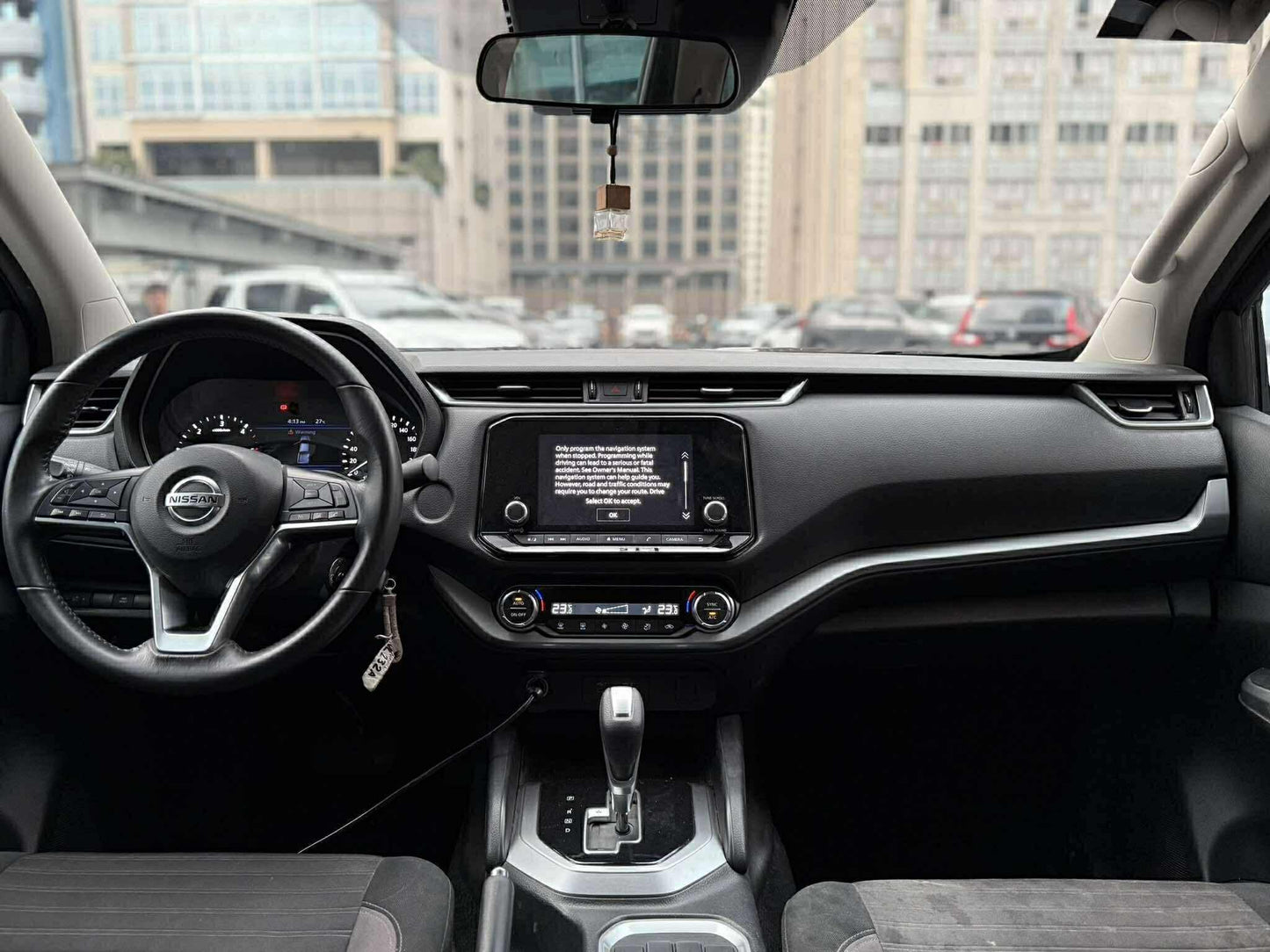 2025 Nissan Navara 2.5 VE Calibre, Automatic, Diesel