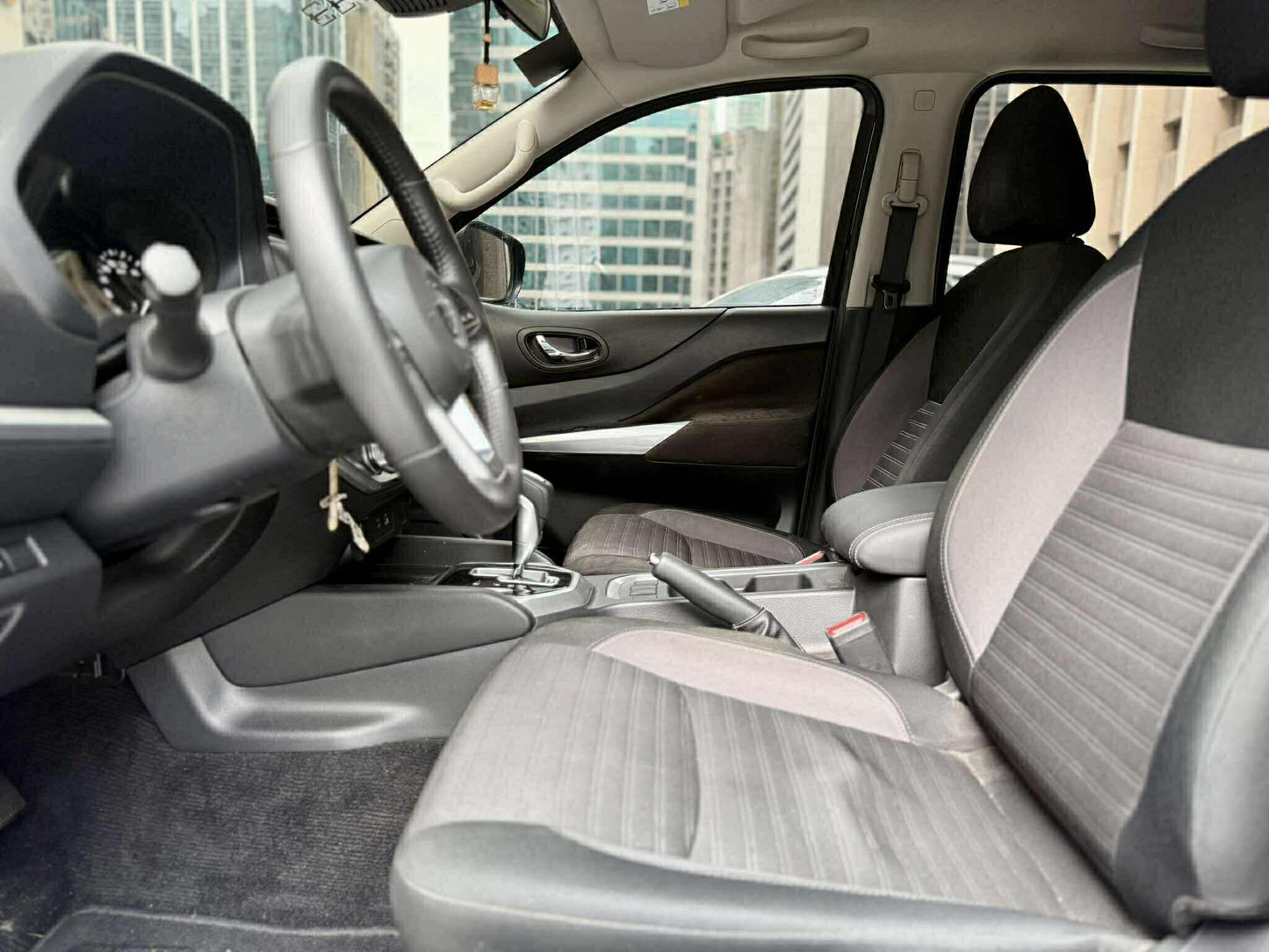 2025 Nissan Navara 2.5 VE Calibre, Automatic, Diesel
