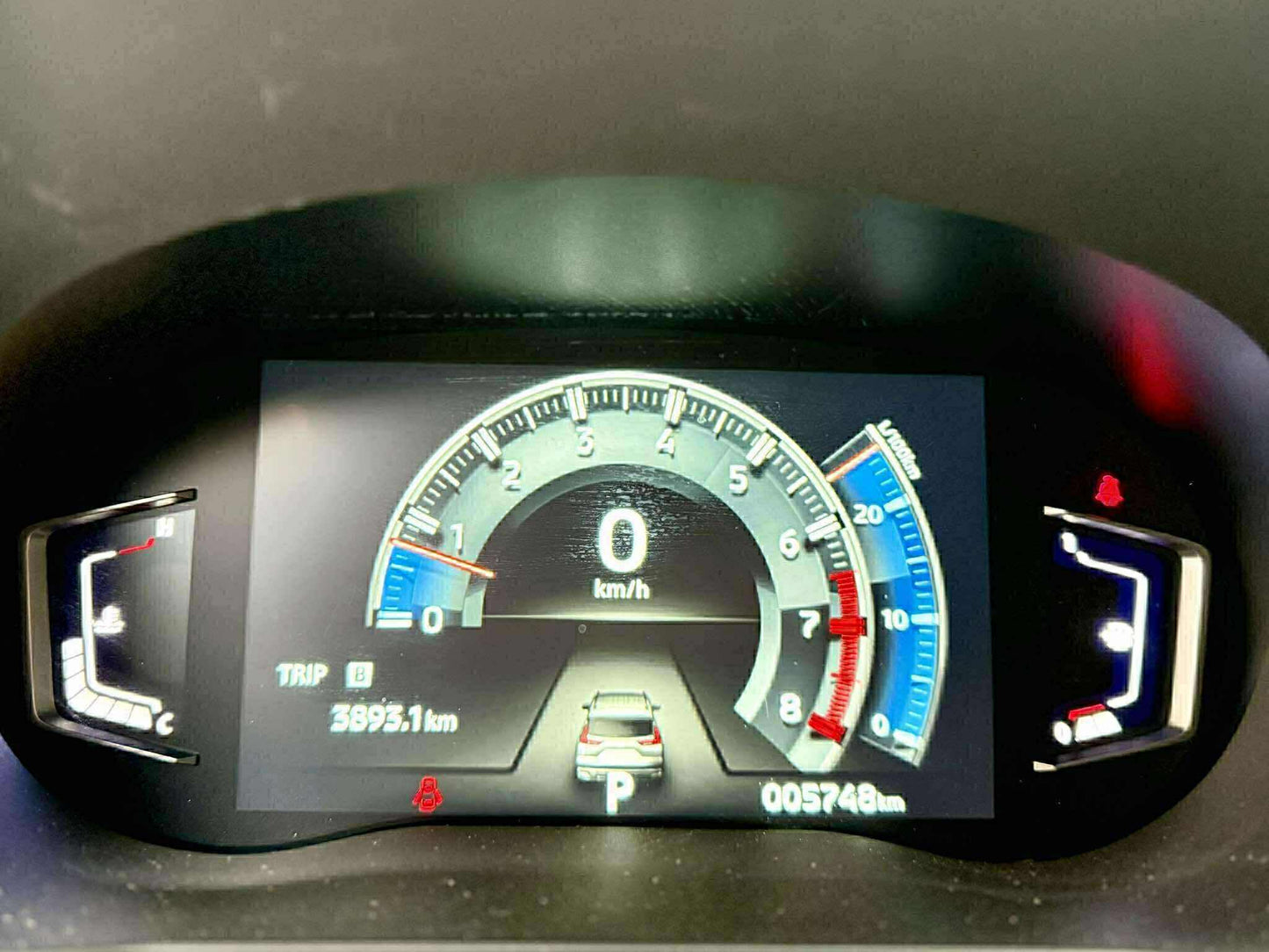 2025 Mitsubishi Xpander Cross 1.5, Automatic, Gas