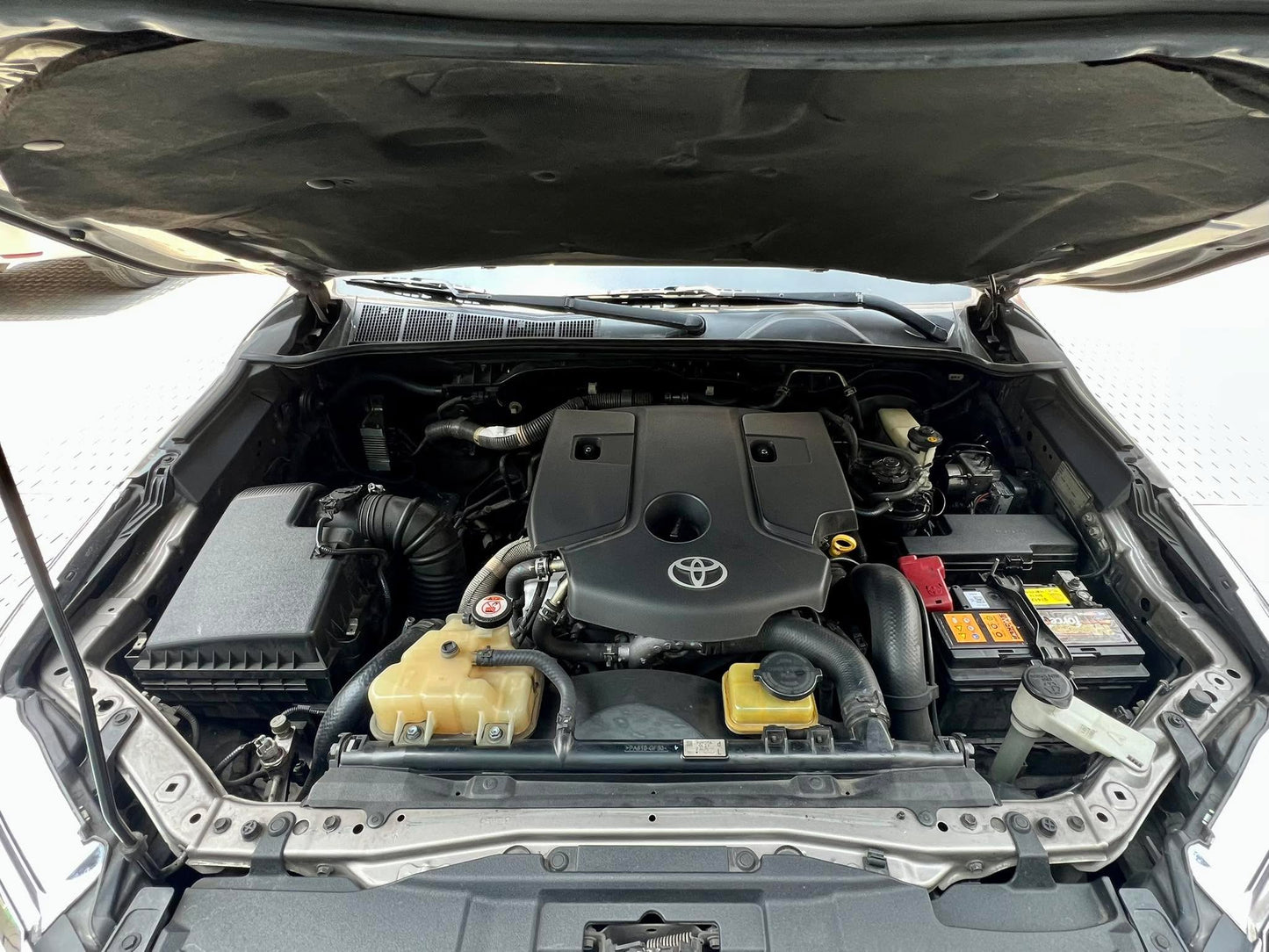 2017 Toyota Fortuner V 4x2 2.4, Automatic, Diesel