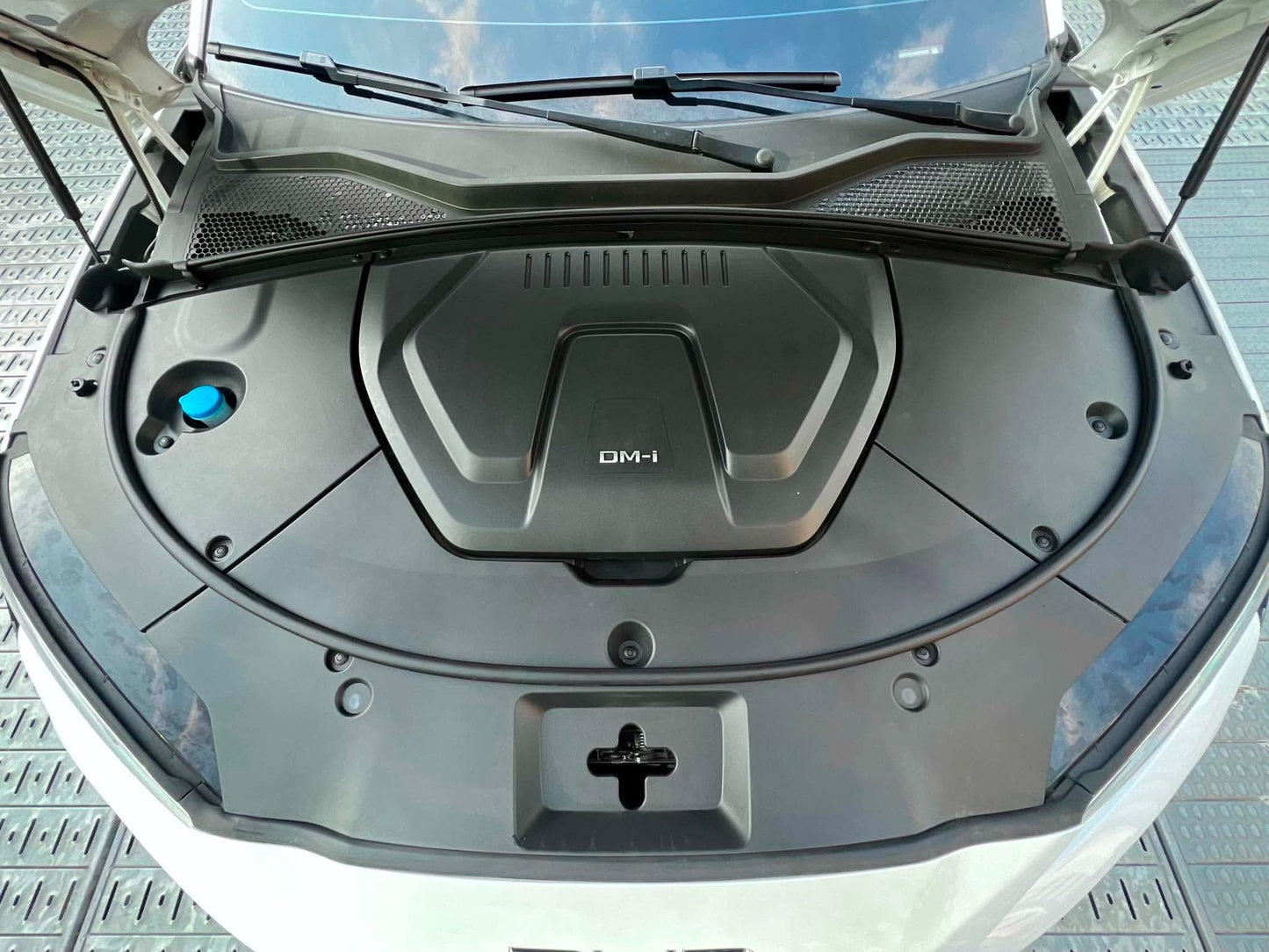 2025 BYD Sealion 6 DM-i PHEV, Automatic, Gas