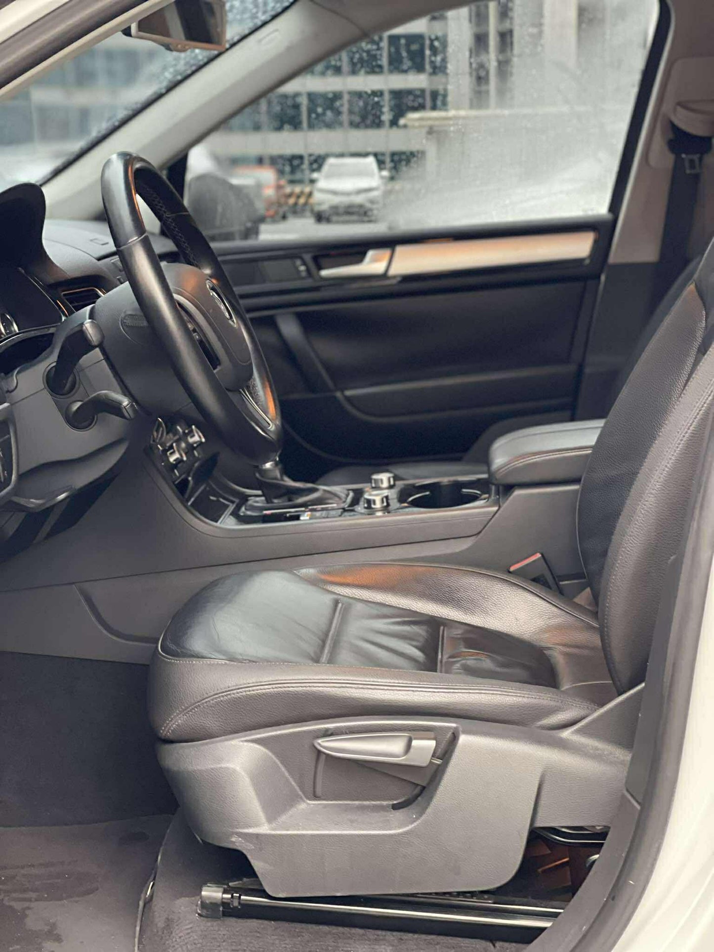 2015 Volkswagen Touareg 4x4 V6, Automatic, Diesel