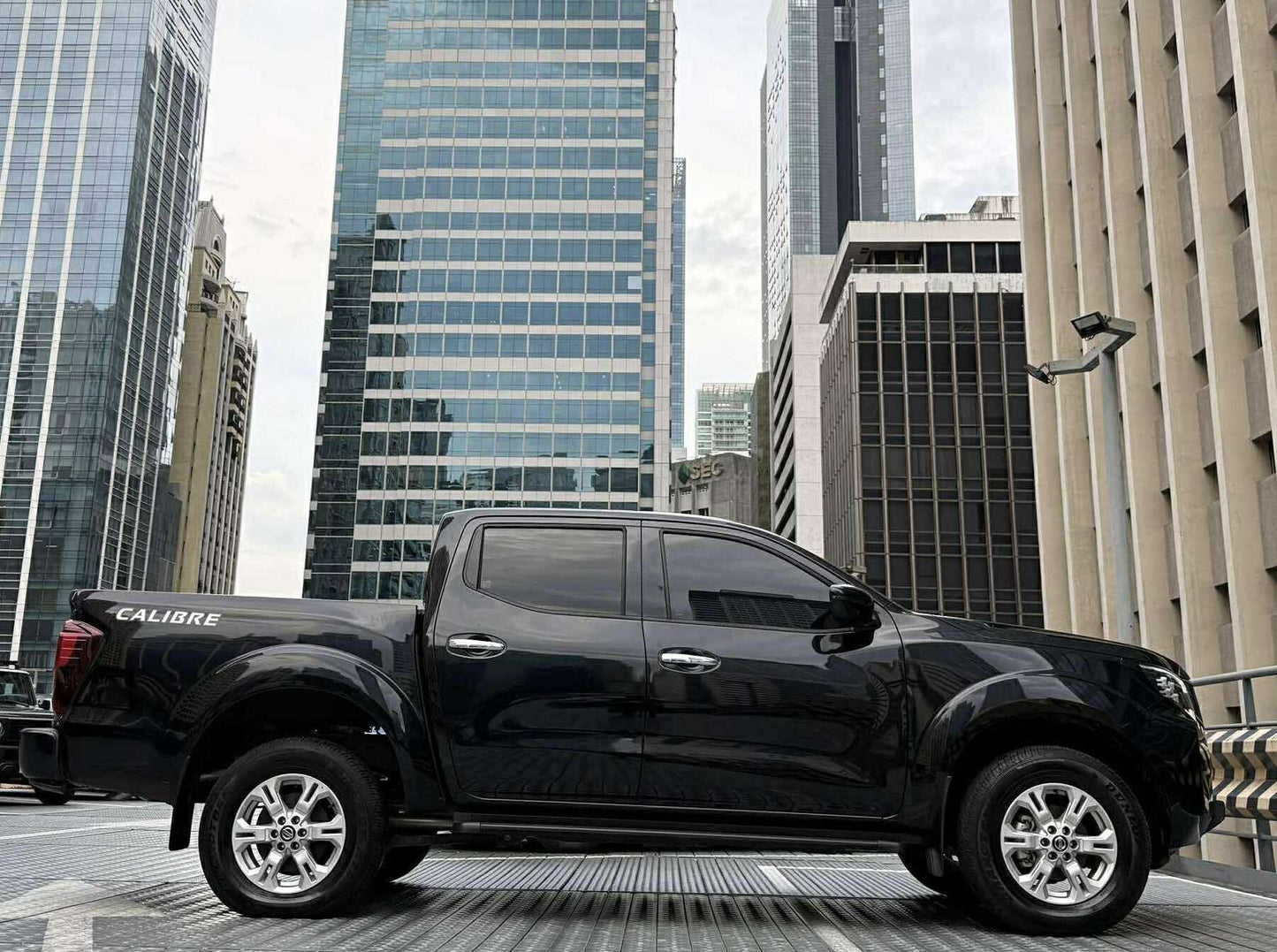 2025 Nissan Navara 2.5 VE Calibre, Automatic, Diesel