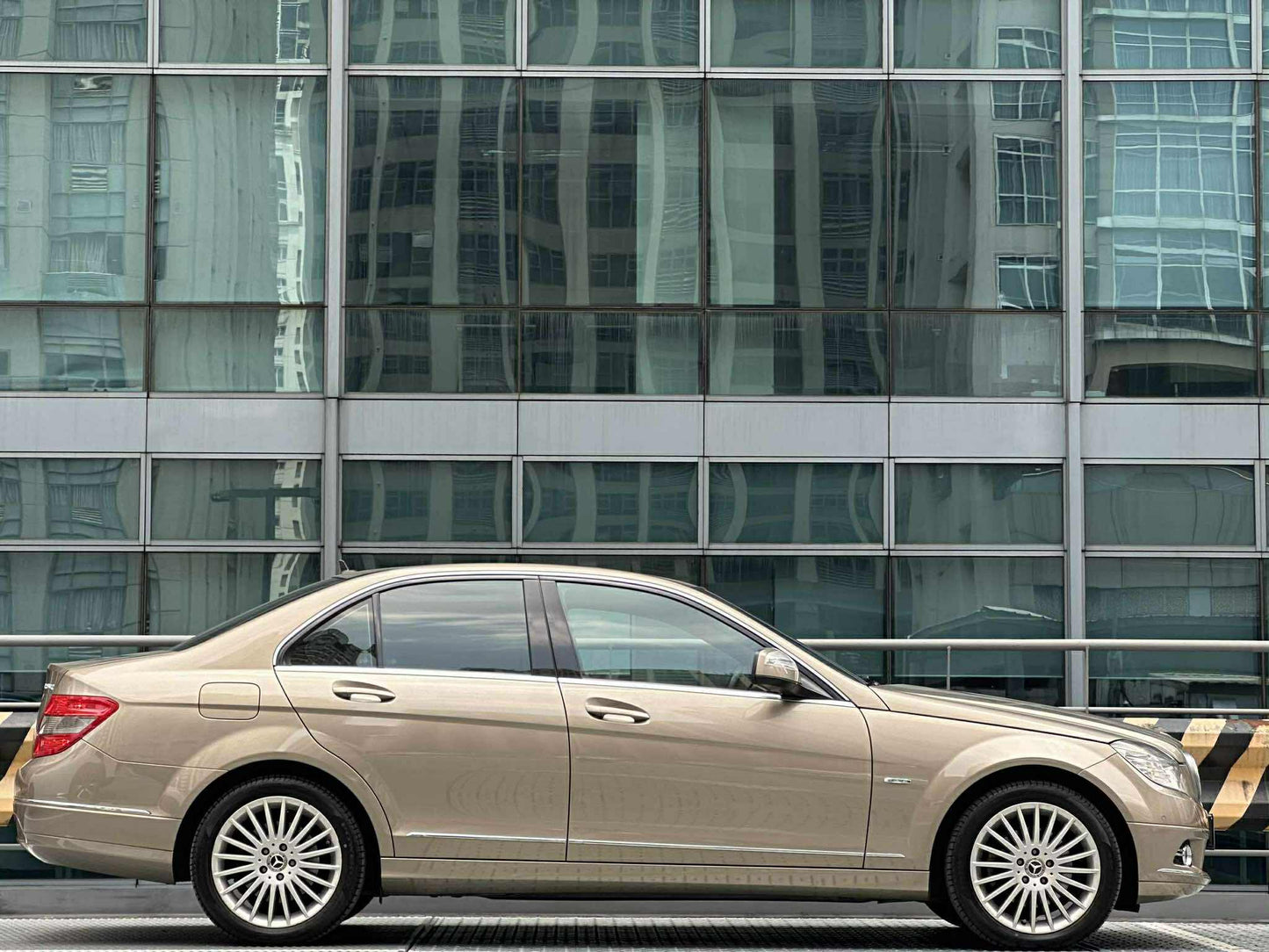 2009 Mercedes Benz C200 Kompressor, Automatic, Gas