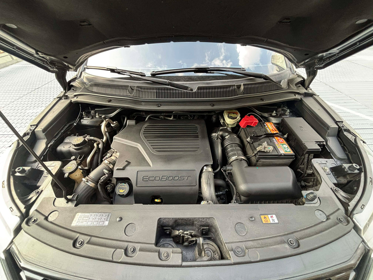 2017 Ford Explorer V6 4x4 3.5, Automatic, Gas