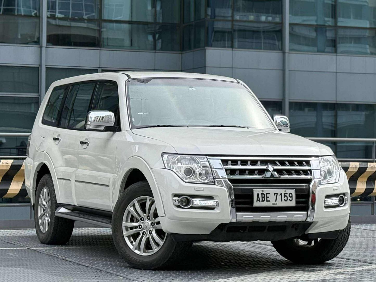 2015 Mitsubishi Pajero 3.2 GLS 4x4, Automatic, Diesel