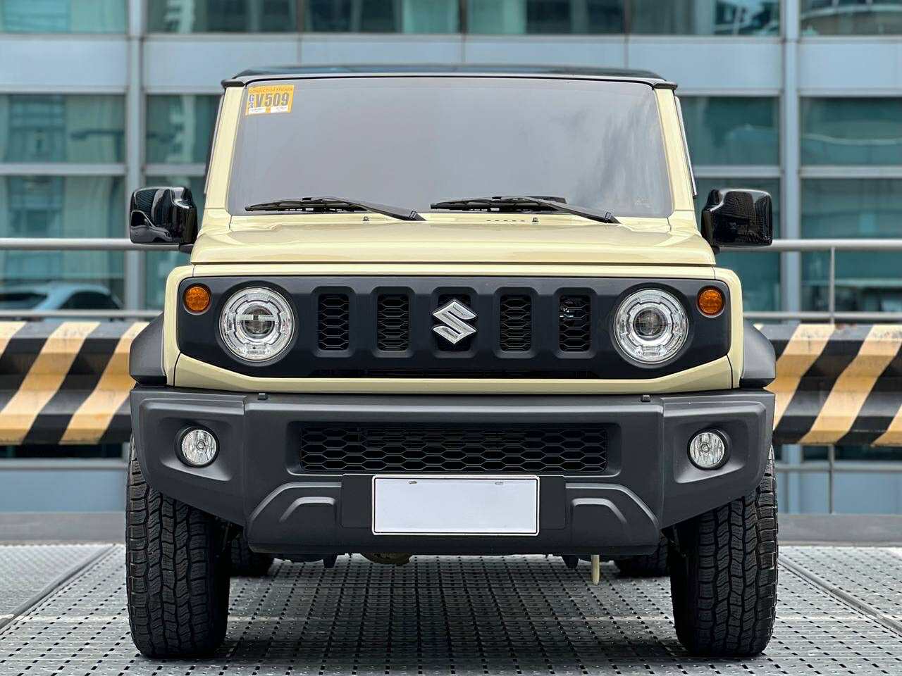 2022 Suzuki Jimny GLX 1.5, Automatic, Gas