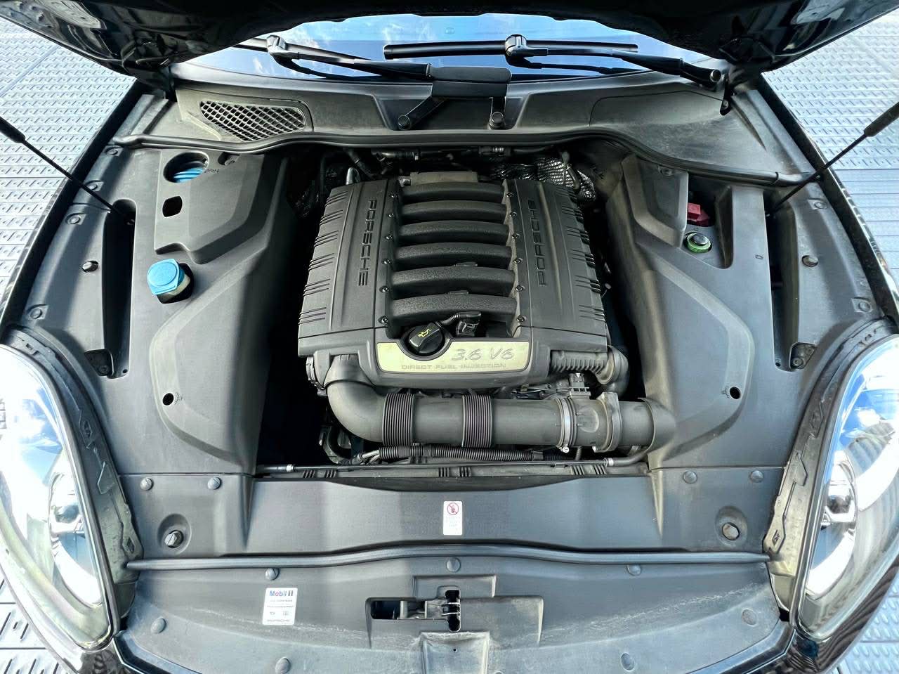 2018 Porsche Cayenne 3.6 V6, Automatic, Gas