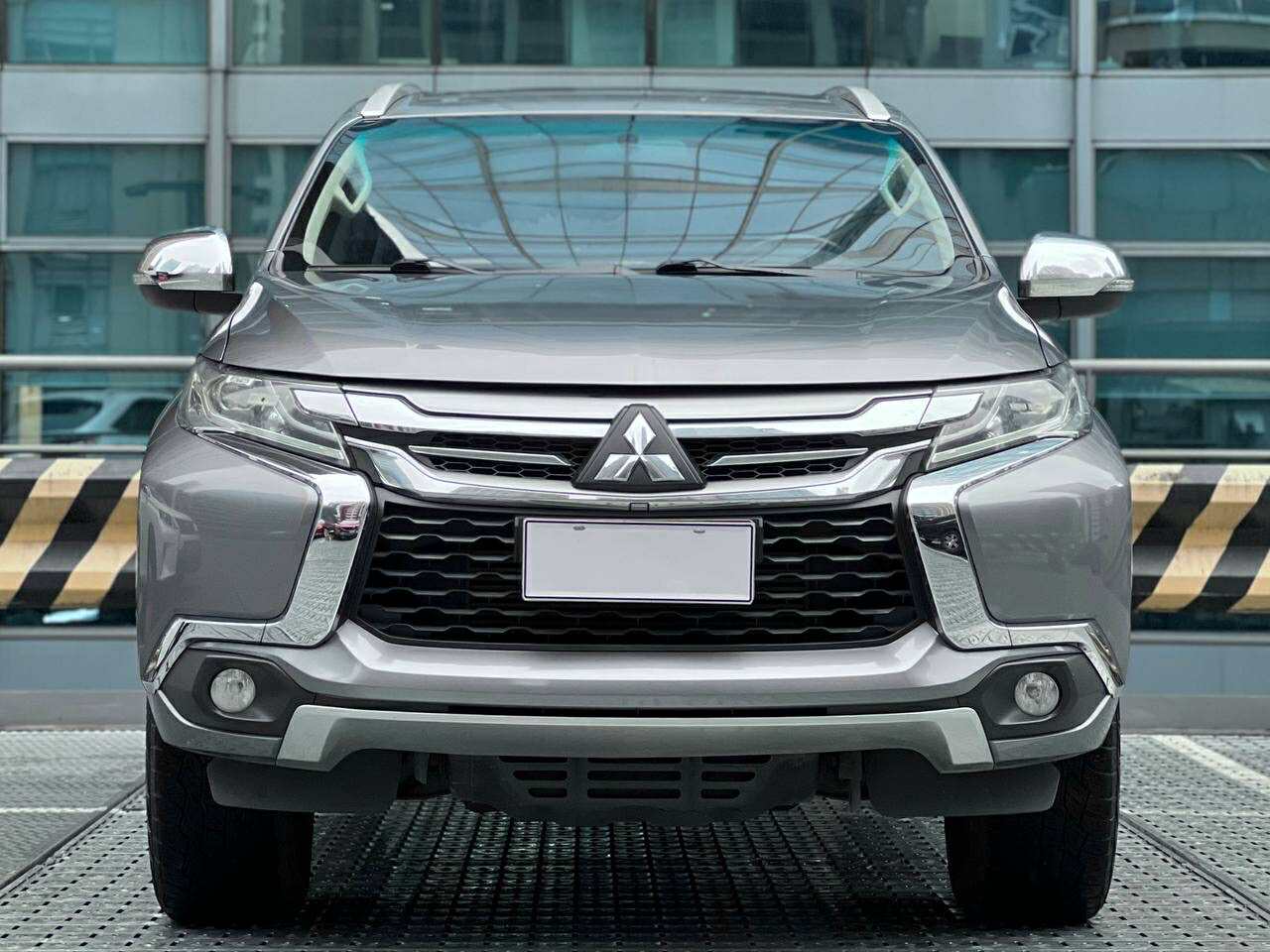 2017 Mitsubishi Montero GLS Premium 4x2 2.4, Automatic, Diesel