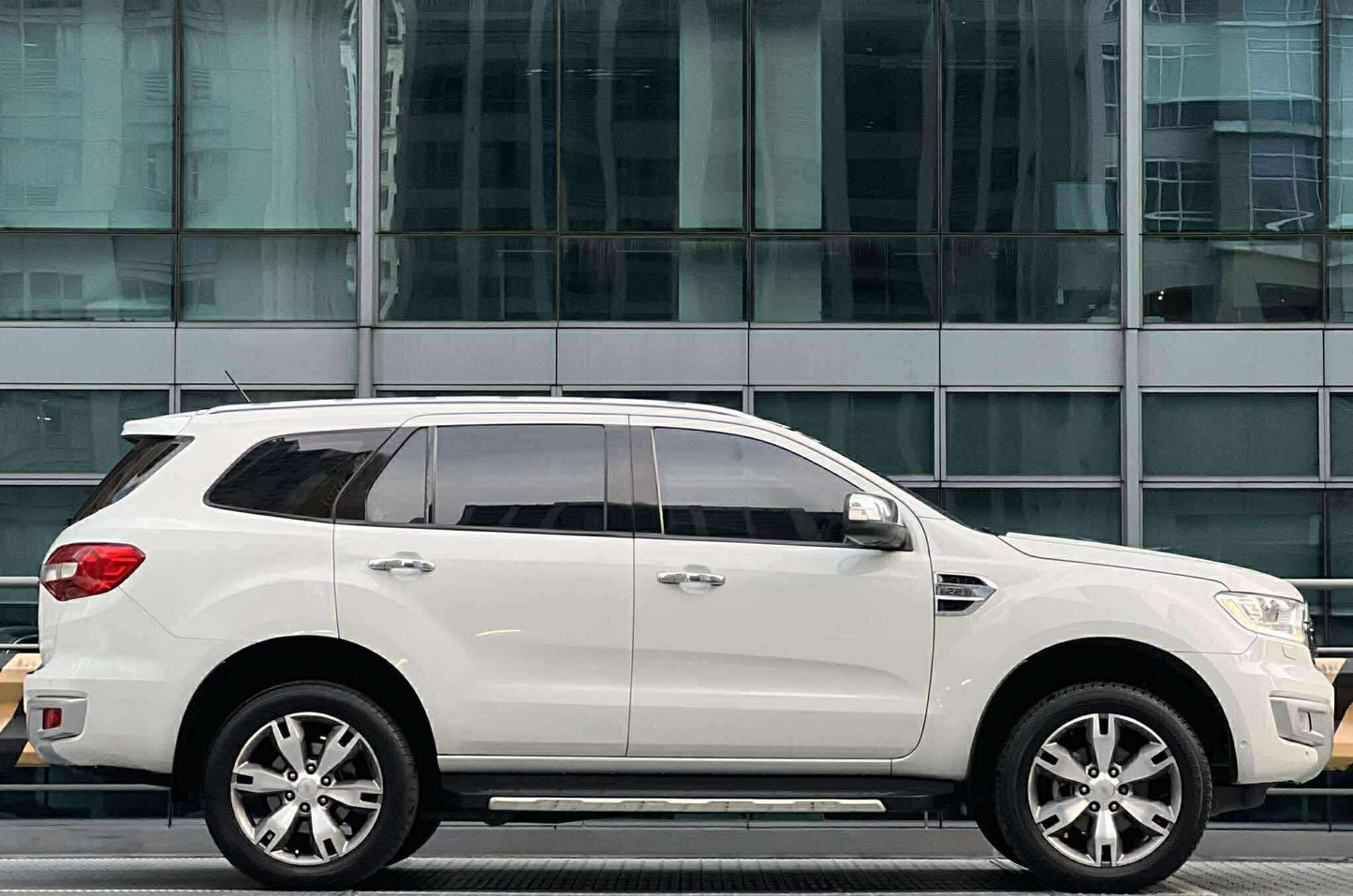 2016 Ford Everest Titanium Plus 4x2 With Sunroof, Automatic, Diesel