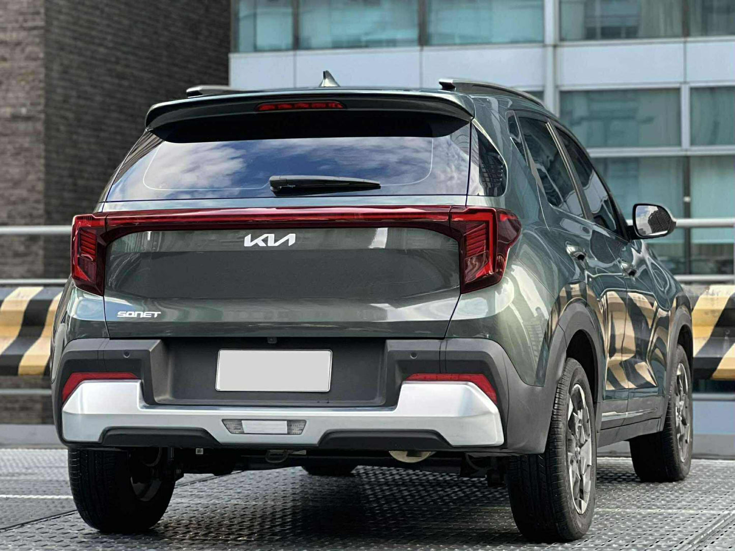 2024 Kia Sonet 1.5 SX, Automatic, Gas