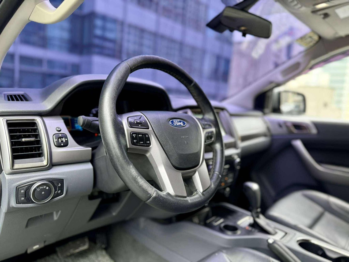 2018 Ford Everest Trend 4x2 2.2,
Automatic, Diesel