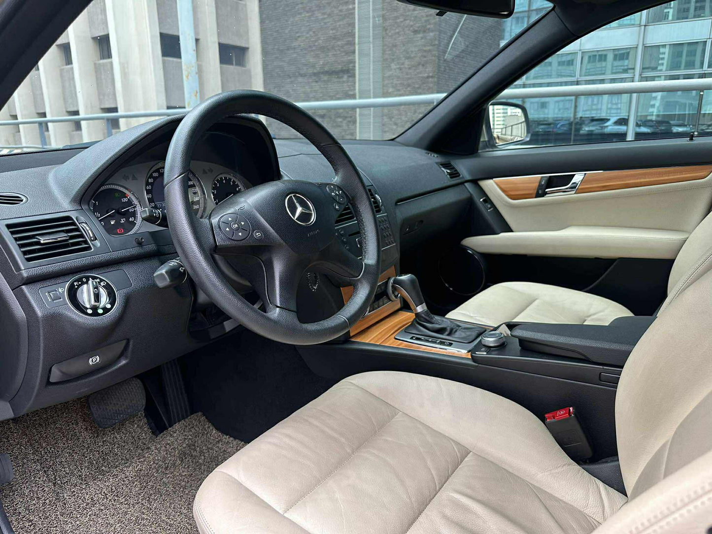 2009 Mercedes Benz C200 Kompressor, Automatic, Gas