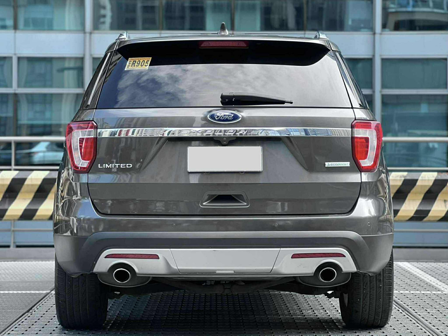 2017 Ford Explorer 2.3 Ecoboost, Automatic, Gas