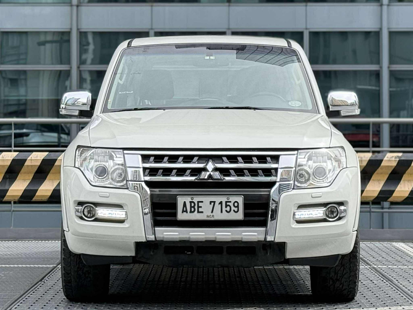 2015 Mitsubishi Pajero 3.2 GLS 4x4, Automatic, Diesel