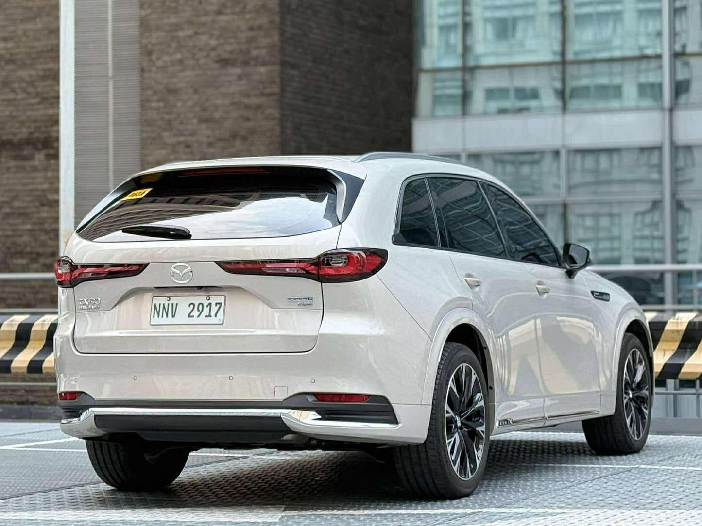2024 Mazda CX90 Exclusive Hybrid AWD 3.3 Inline 6 Turbo, Automatic, Gas