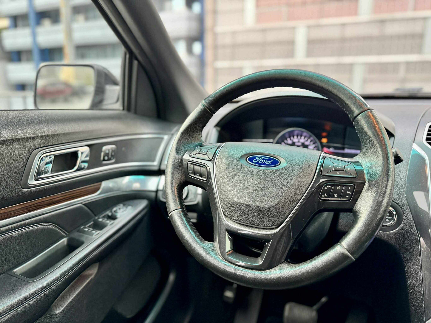 2017 Ford Explorer 2.3 Ecoboost 4x2, Automatic, Gas