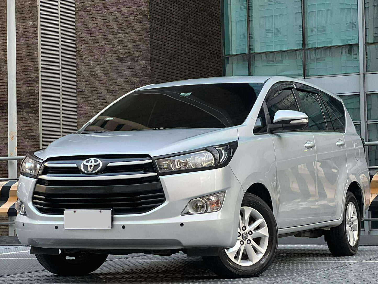 2017 Toyota Innova 2.8 E, Automatic, Diesel
