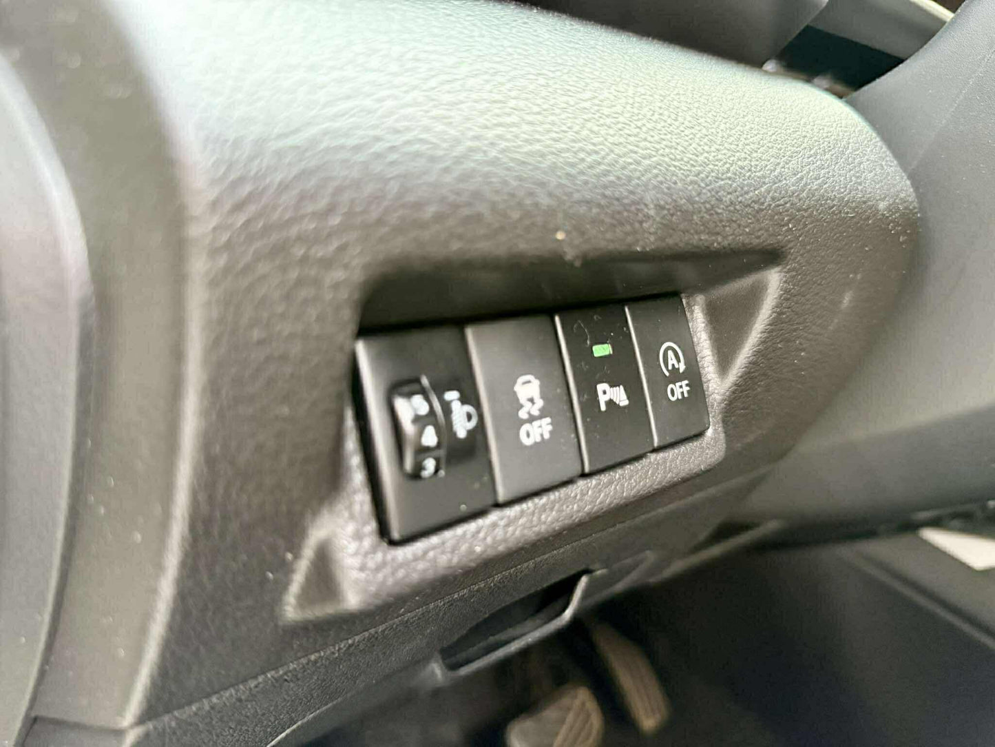 2025 Suzuki XL7 Hybrid GLX, Automatic, Gas
