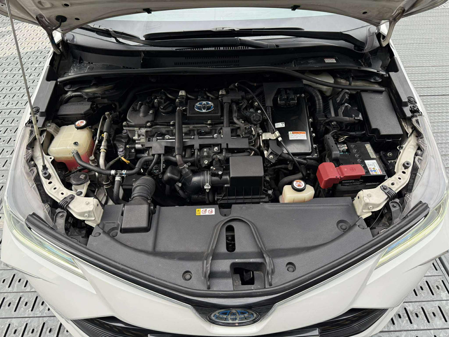 2020 Toyota Altis Hybrid HEV 1.8, Automatic, Gas