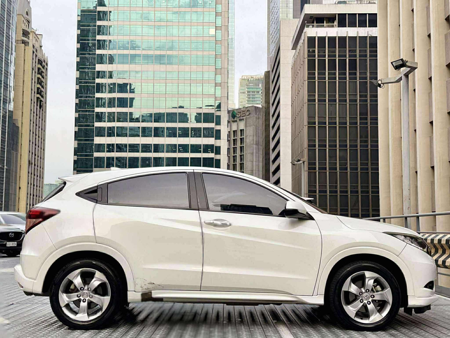 2016 Honda HRV 1.8 EL, Automatic, Gas