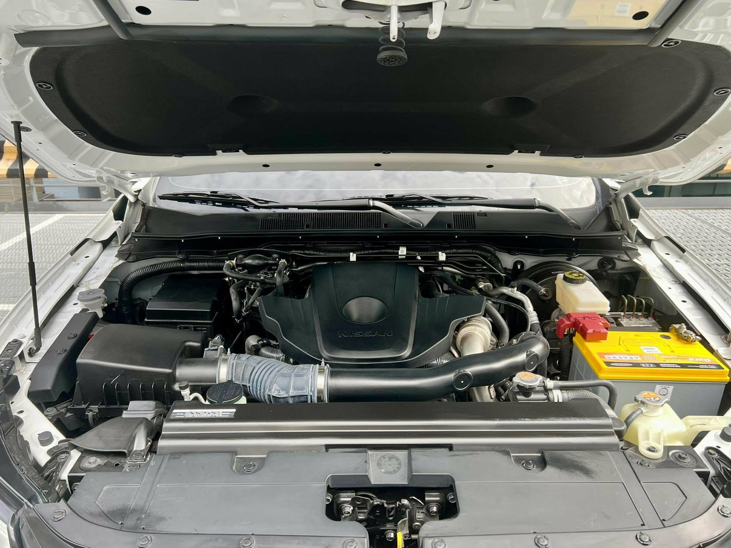 2025 Nissan Navara 2.5 VE Calibre 4xPro look, Automatic, Diesel