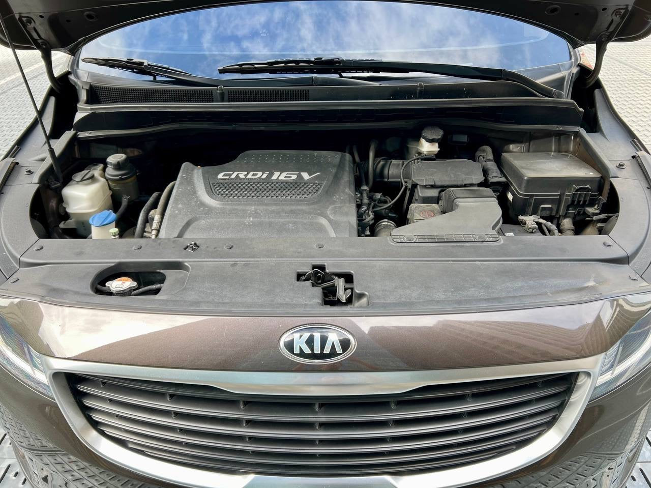 2016 Kia Carnival EX Long Wheel Base, Automatic, Diesel