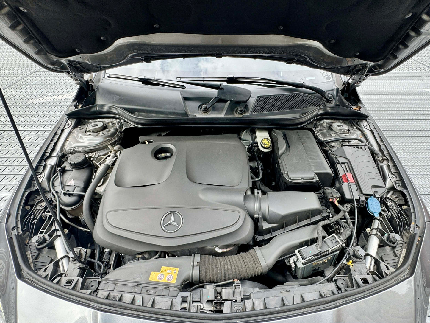 2017 Mercedes Benz CLA 180 Urban 1.5 Automatic, Gas