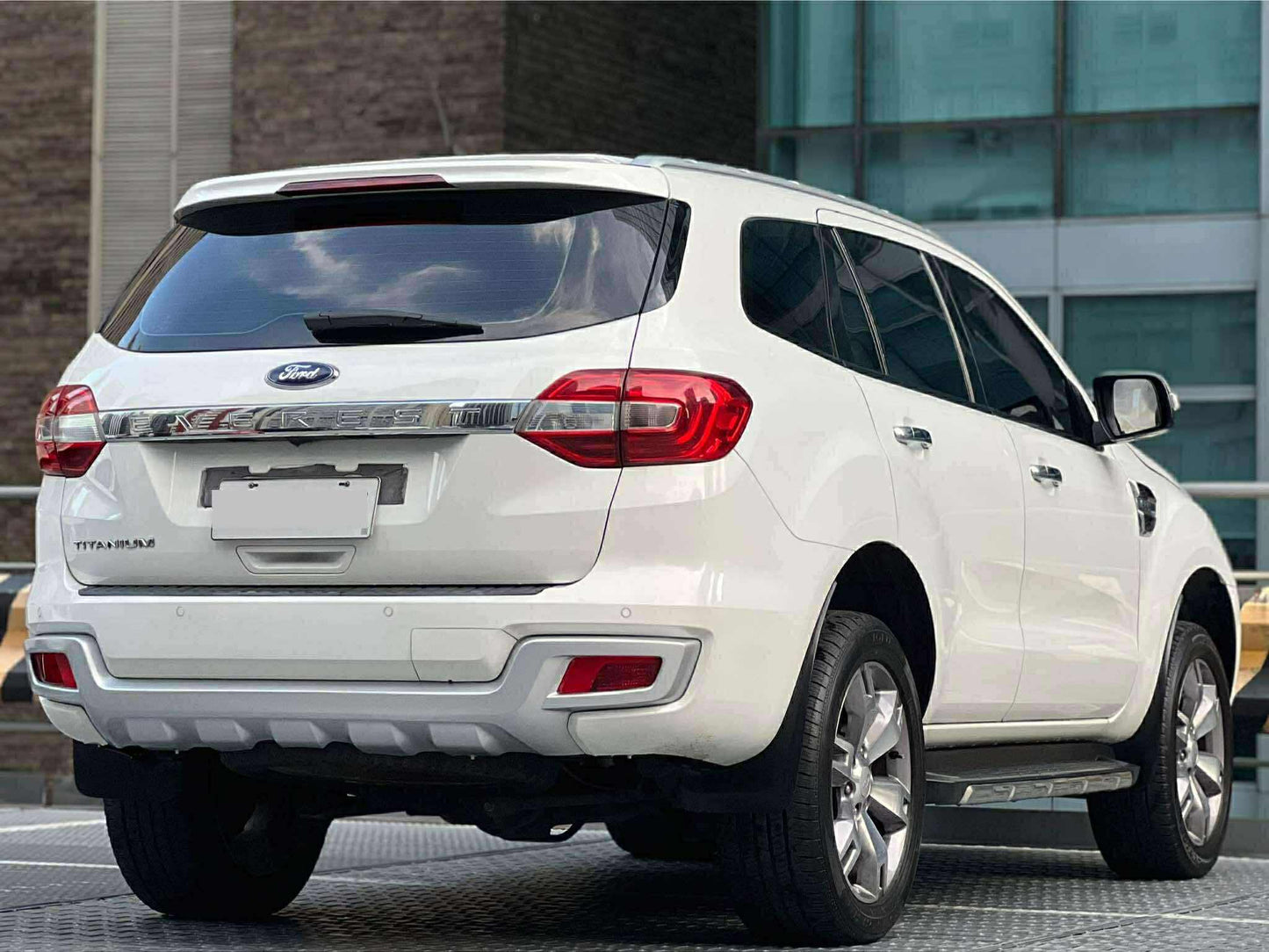 2016 Ford Everest Titanium Plus 4x2 With Sunroof, Automatic, Diesel