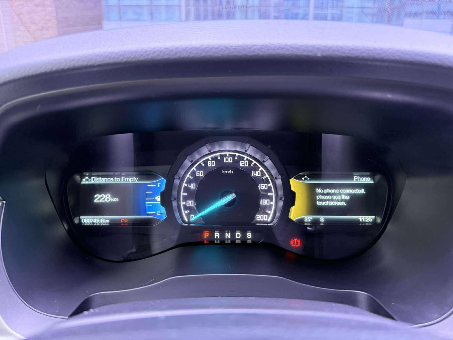 2018 Ford Everest Trend 4x2 2.2,
Automatic, Diesel
