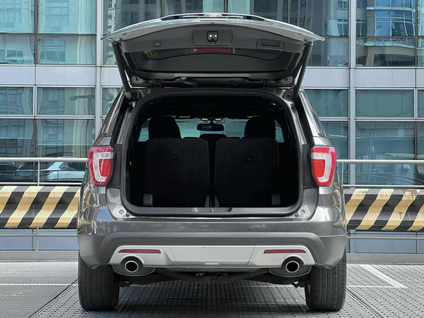 2017 Ford Explorer 2.3 Ecoboost, Automatic, Gas