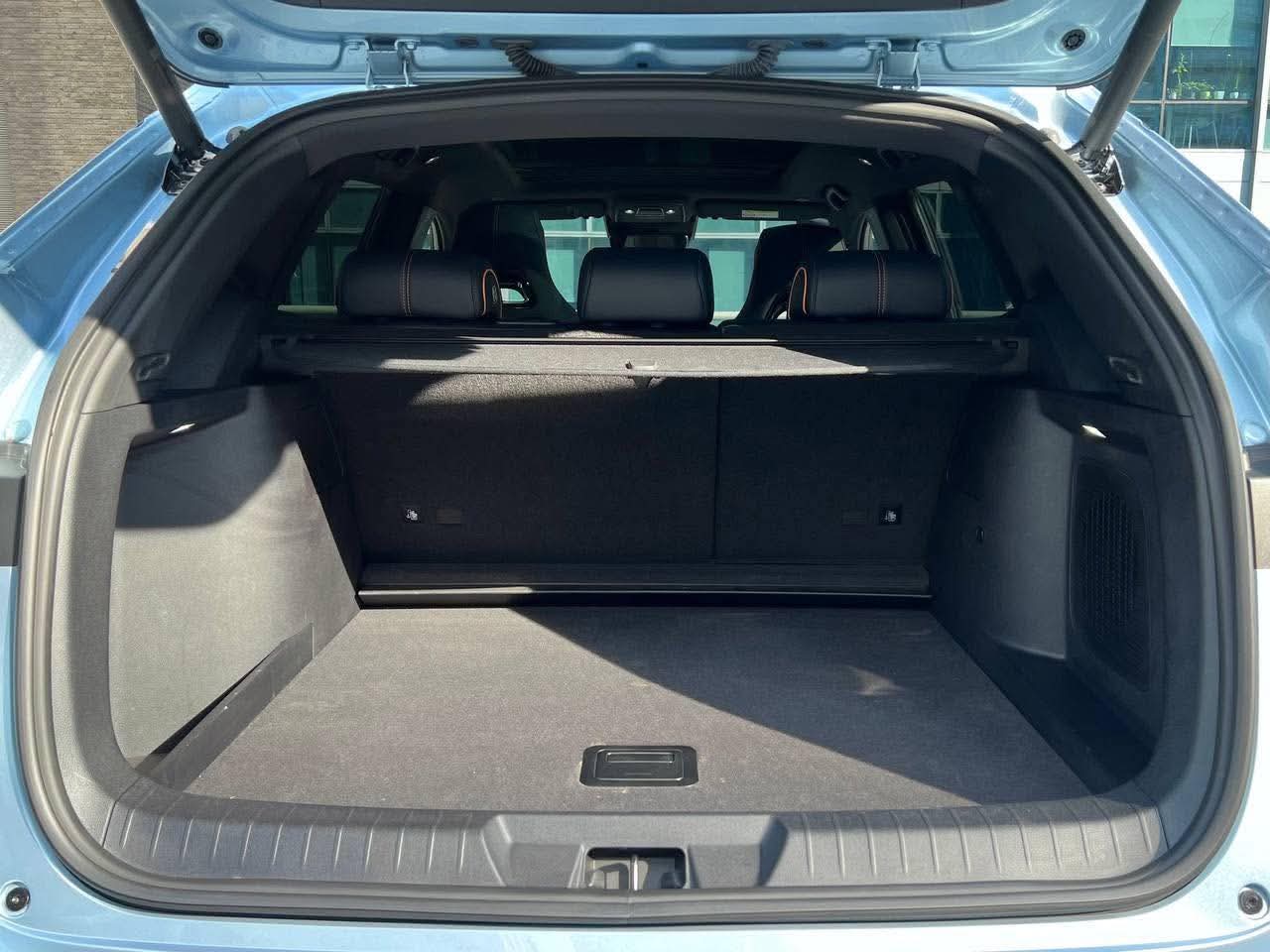 2025 BYD Sealion 6 DM-i PHEV 1.5 Automatic, Gas