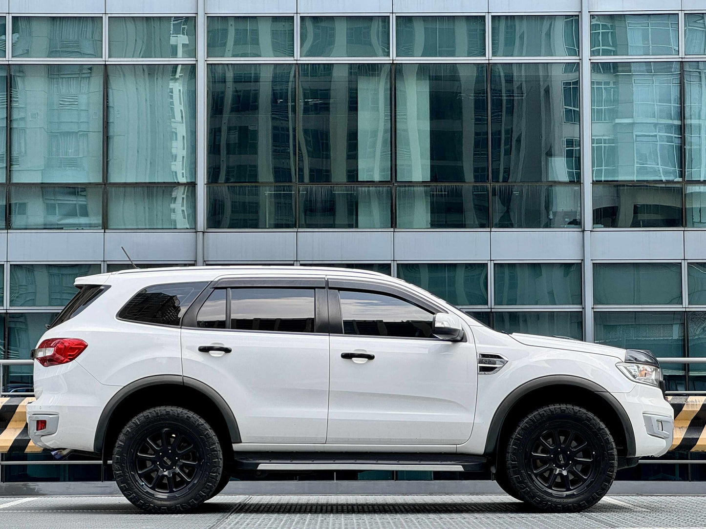 2018 Ford Everest Trend 4x2 2.2, Automatic, Diesel